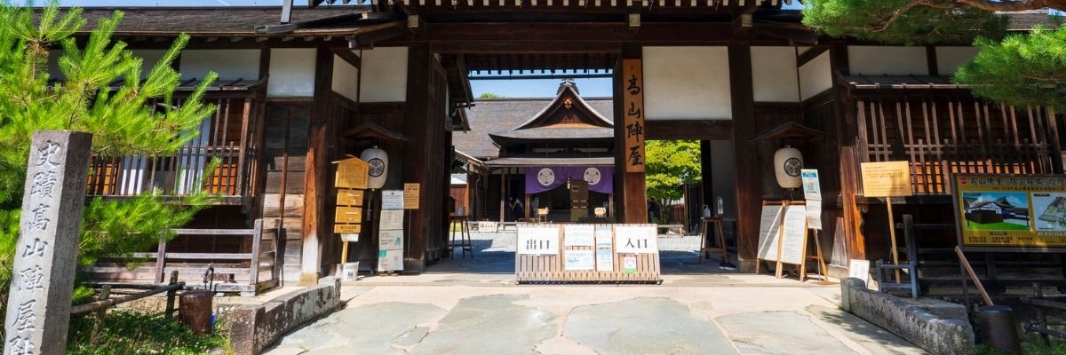 Takayama’da Tarihi Çarşamba Pazarı